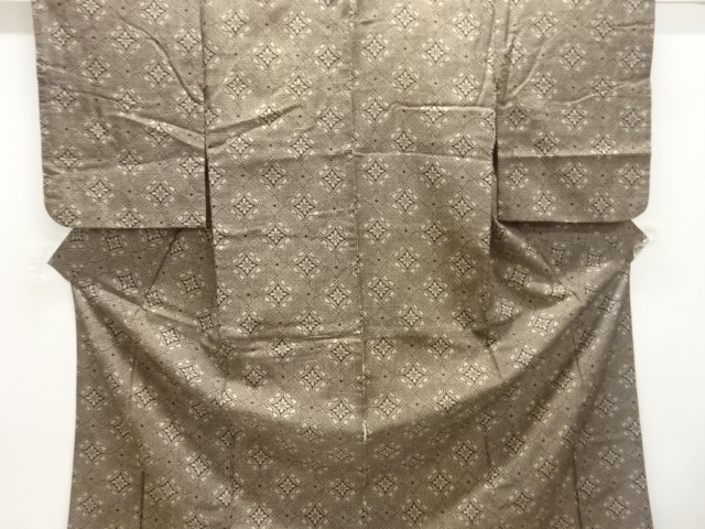 アンティーク　泥染変わり七宝に花模様織出し手織り紬着物